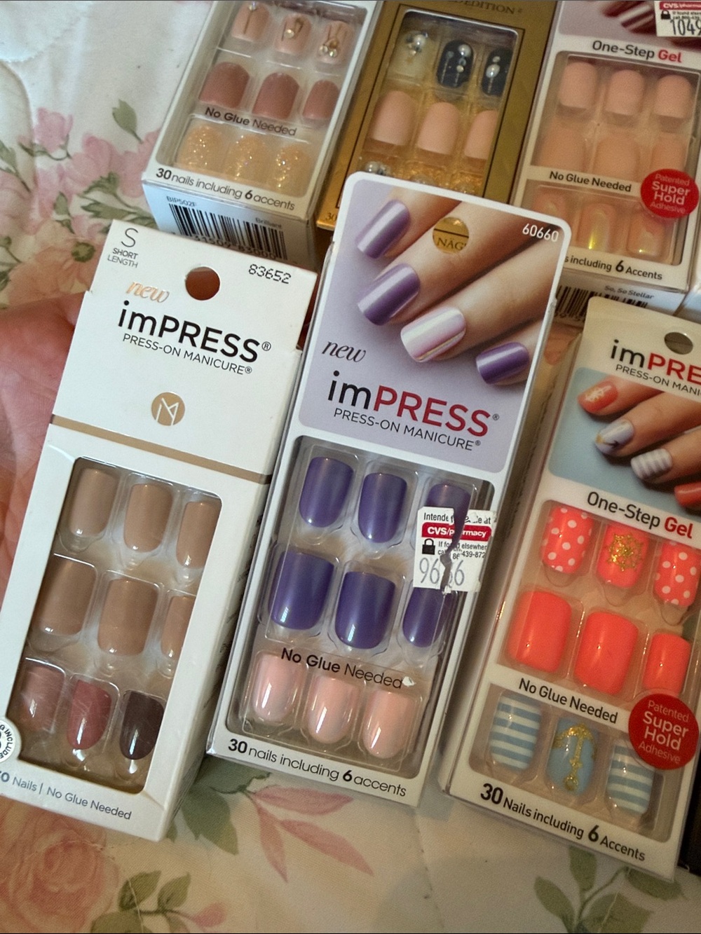 Bundle of 10 impress by kiss press on nail sets - Picture 2 of 5